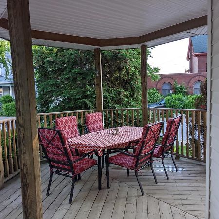 Garden 2 Storey House Niagarawatervallen Buitenkant foto