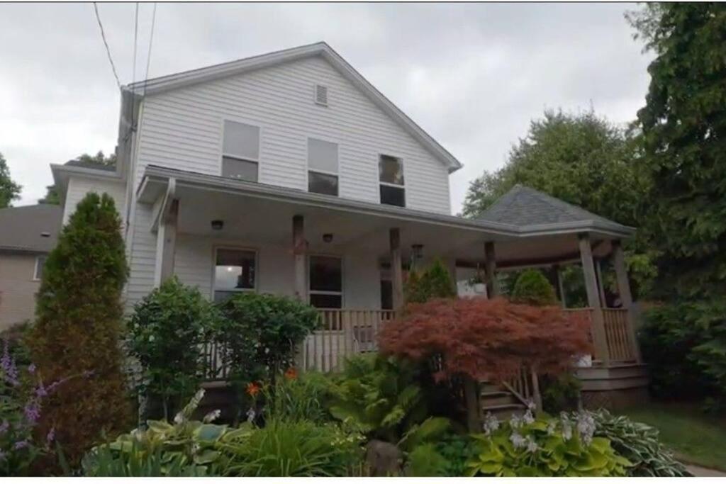 Garden 2 Storey House Niagarawatervallen Buitenkant foto