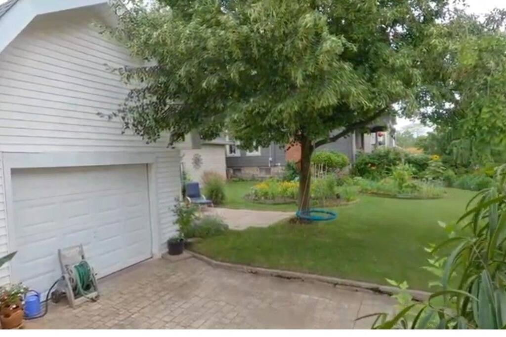Garden 2 Storey House Niagarawatervallen Buitenkant foto