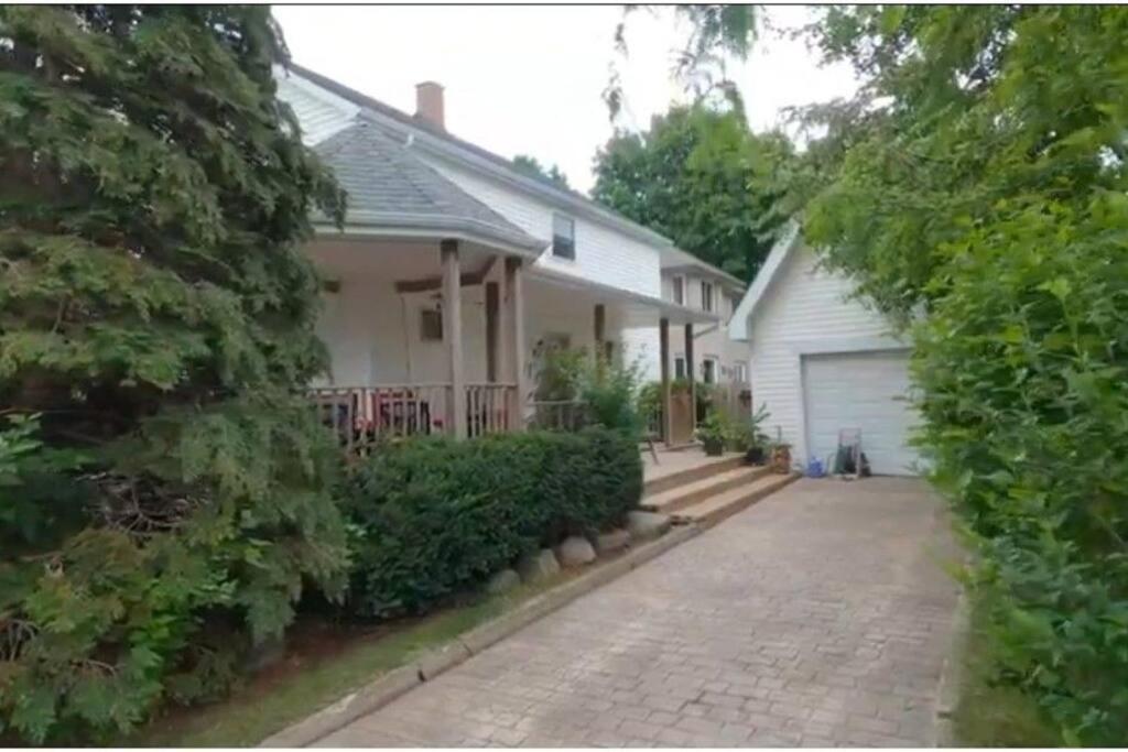 Garden 2 Storey House Niagarawatervallen Buitenkant foto